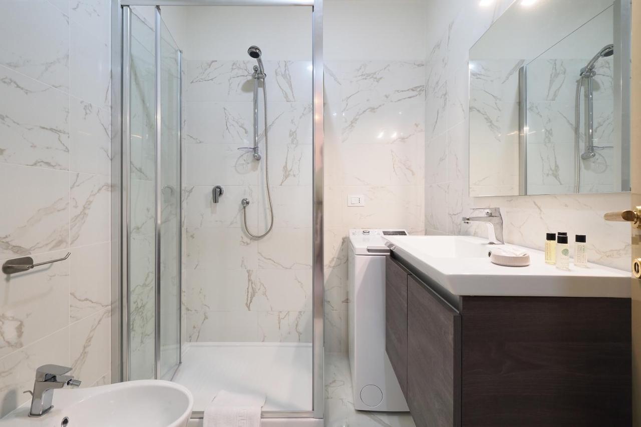 Duomo Luxury Apartment - One Bed Milano Exteriör bild