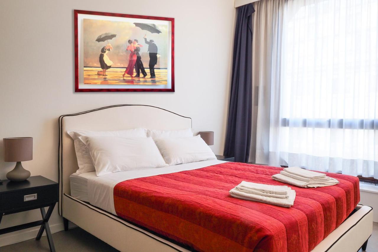 Duomo Luxury Apartment - One Bed Milano Exteriör bild