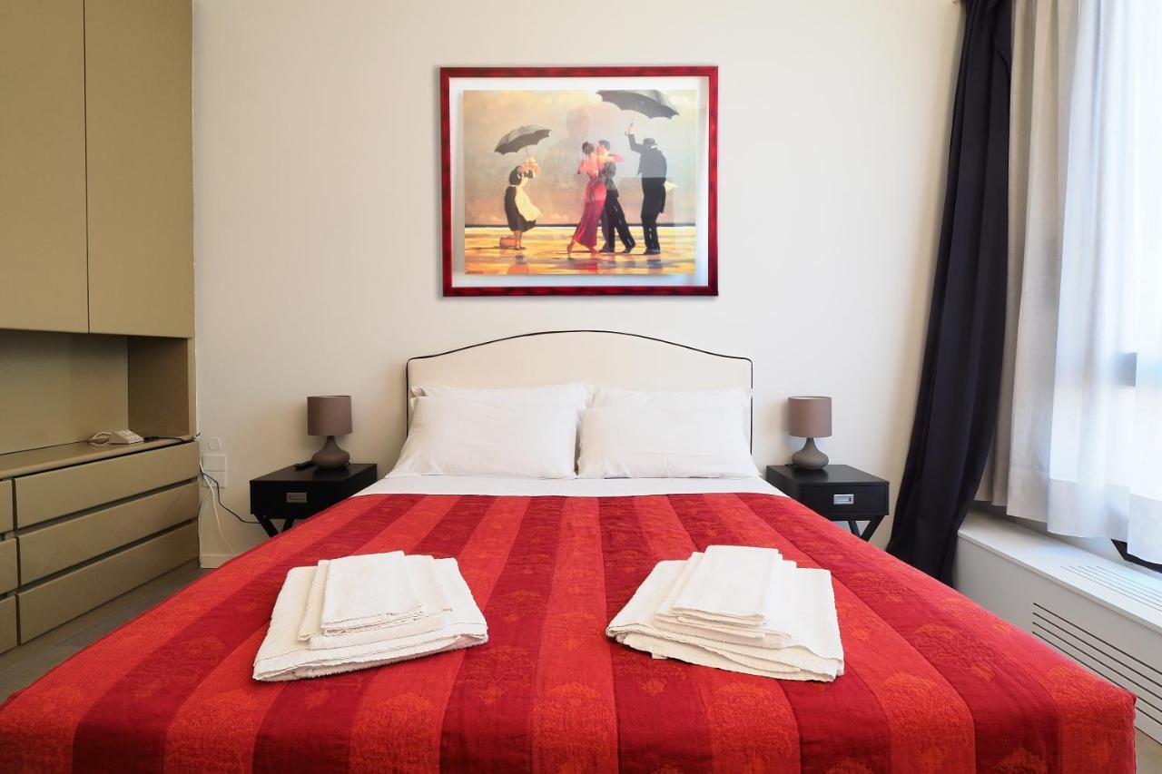Duomo Luxury Apartment - One Bed Milano Exteriör bild
