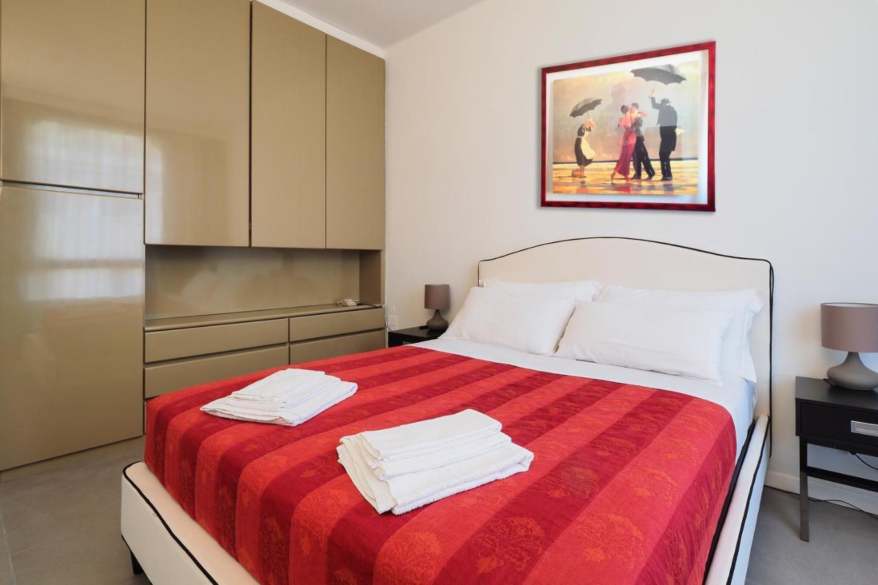 Duomo Luxury Apartment - One Bed Milano Exteriör bild